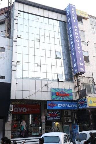 Airport Hotel Golden Jindal