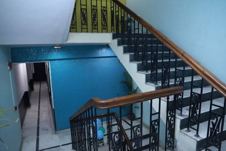 Airport Hotel Golden Jindal