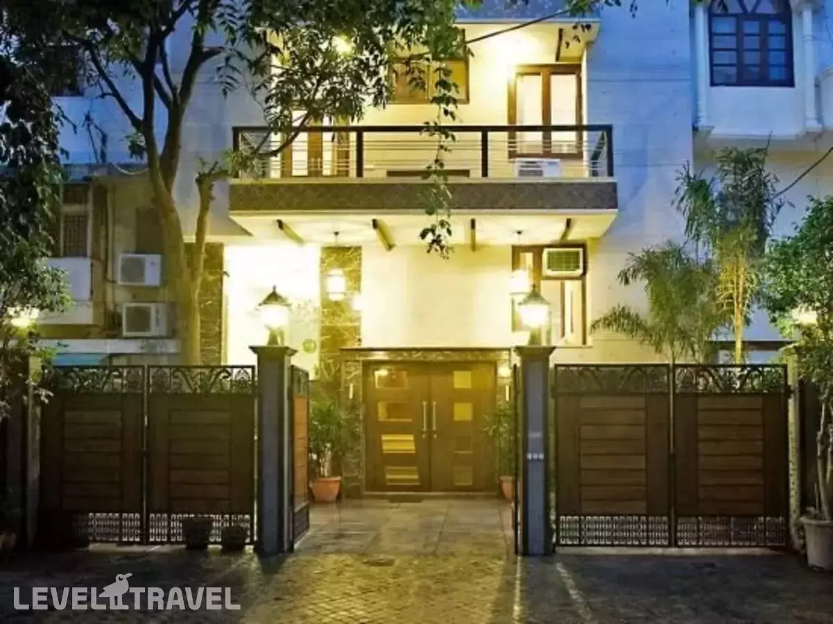 Evergreen Suites Defence Colony