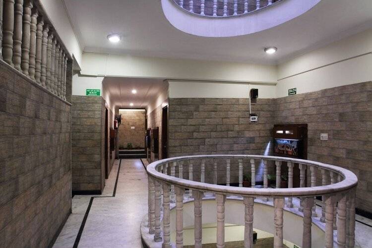 Hari Piorko Inn