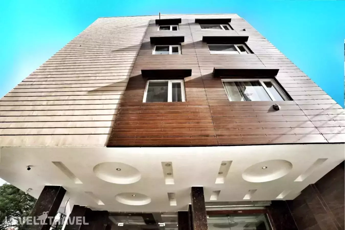 Hotel Aerocity Purple Orchid