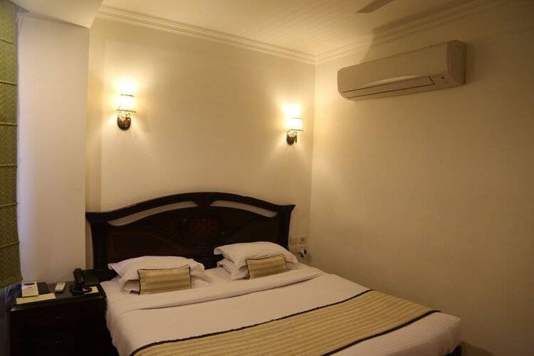 Hotel Park Residency