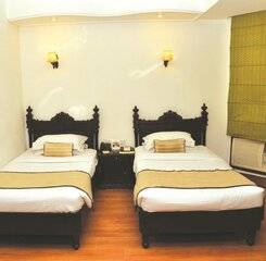 $item['hotel']['name']