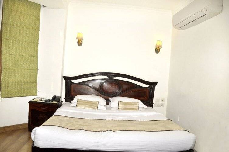 Hotel Park Residency