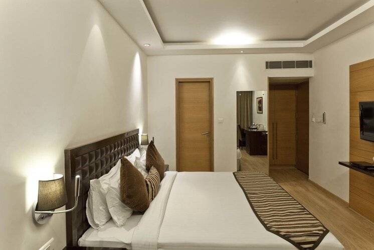 Hotel Saket 27