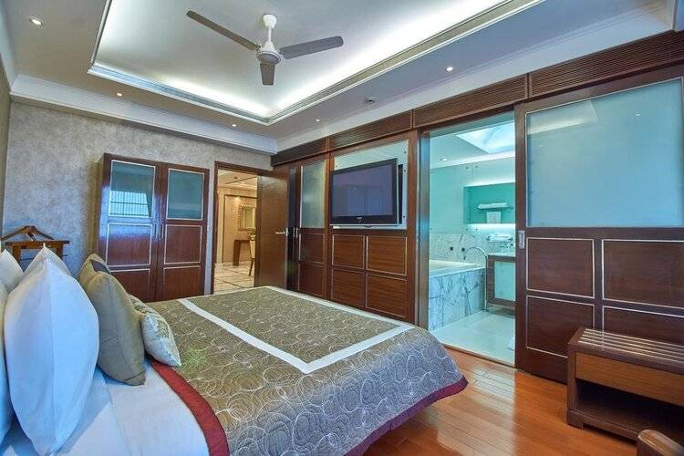 Jaypee Vasant Continental