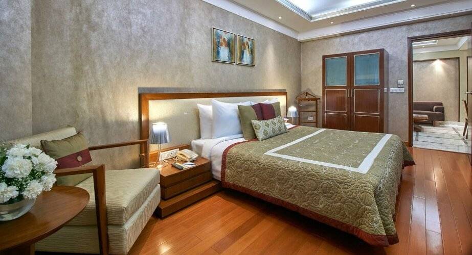 Jaypee Vasant Continental