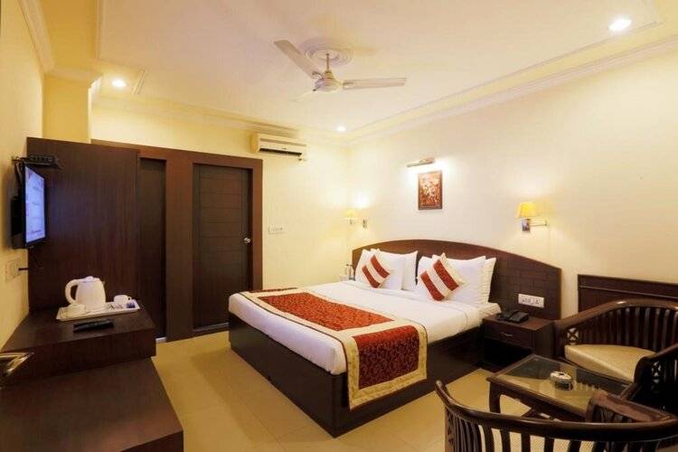 La Sapphire Hotel