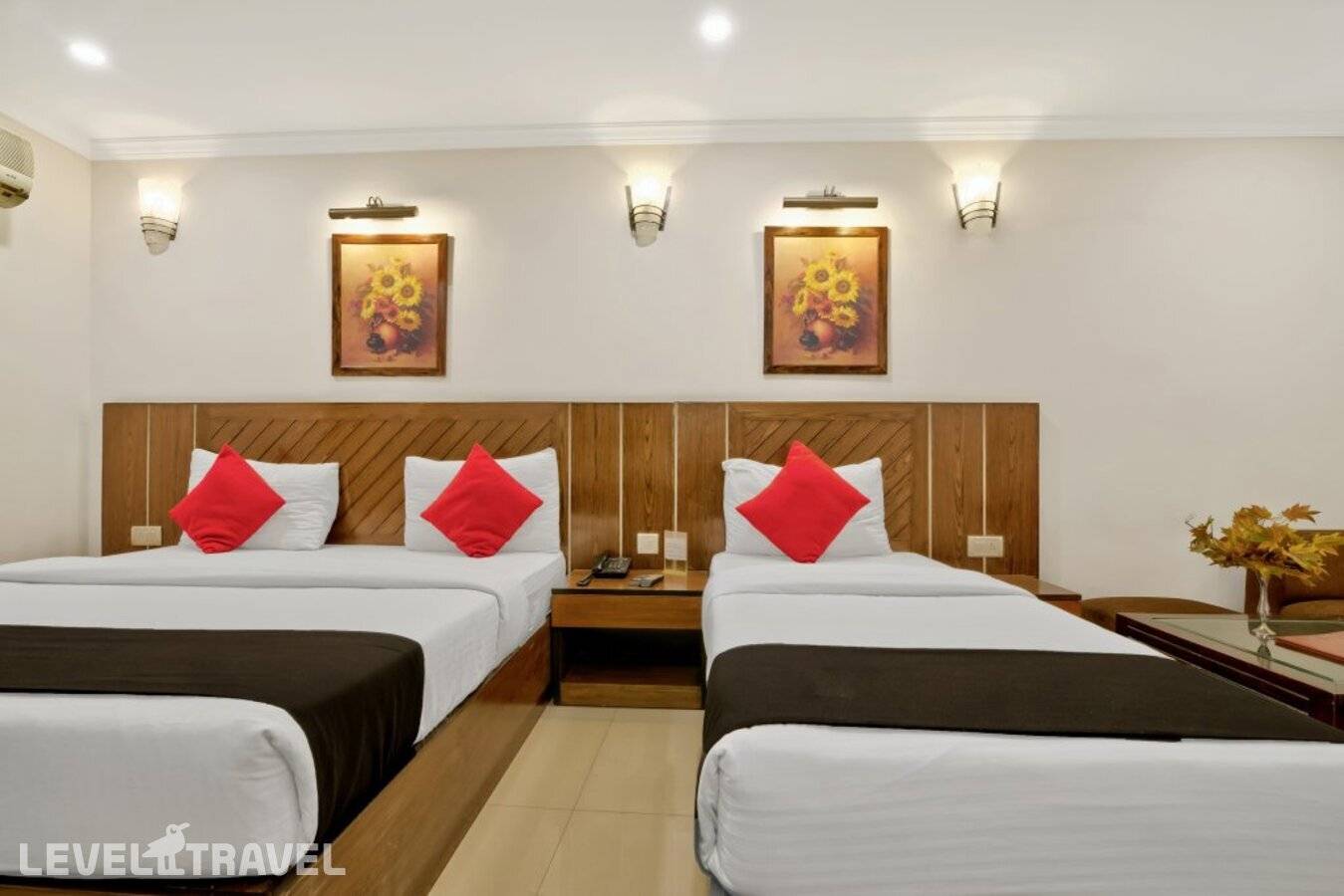 фотографии отеля La Sapphire Hotel в Индия(Нью-Дели) - фото №5