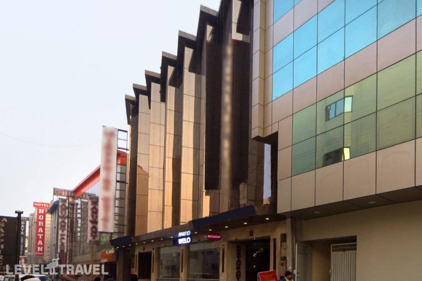 фотографии отеля La Sapphire Hotel в Индия(Нью-Дели) - фото №29