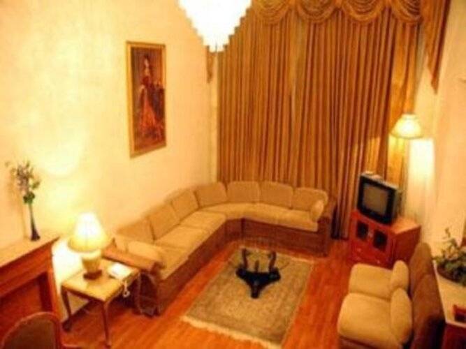 The Bmk Hotel