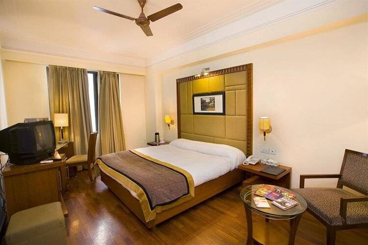 The Bmk Hotel