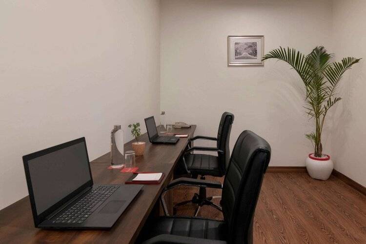 Ramada By Wyndham New Delhi Pitampura