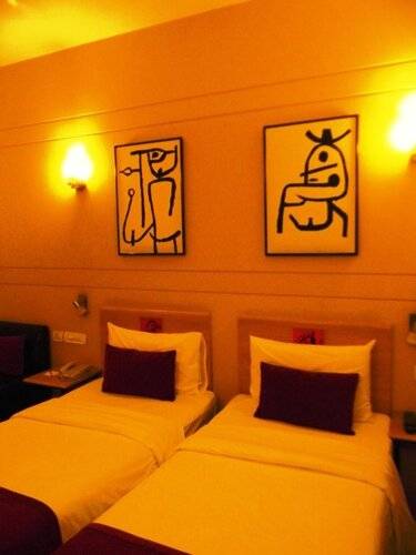 Red Fox Hotel East Delhi
