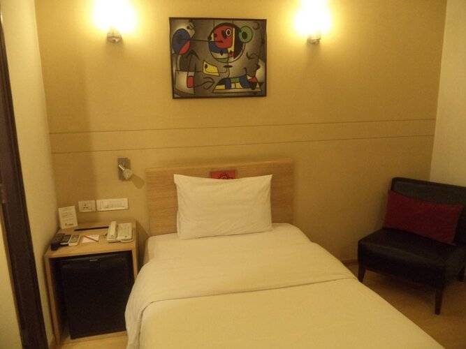 Red Fox Hotel East Delhi