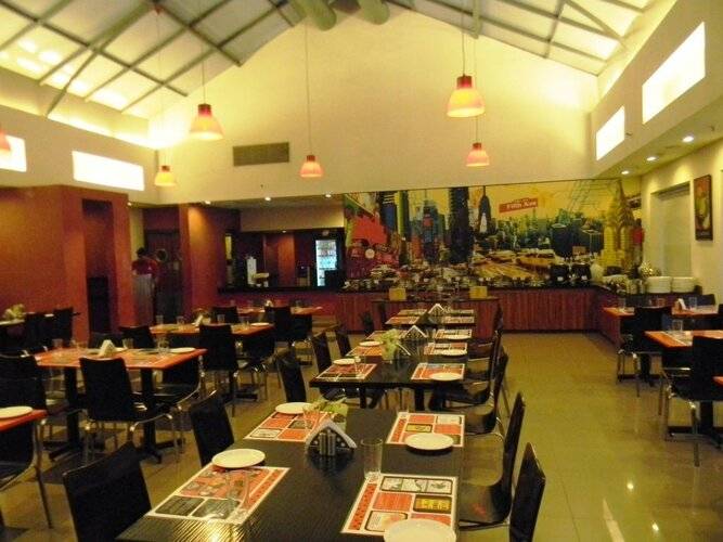 Red Fox Hotel East Delhi