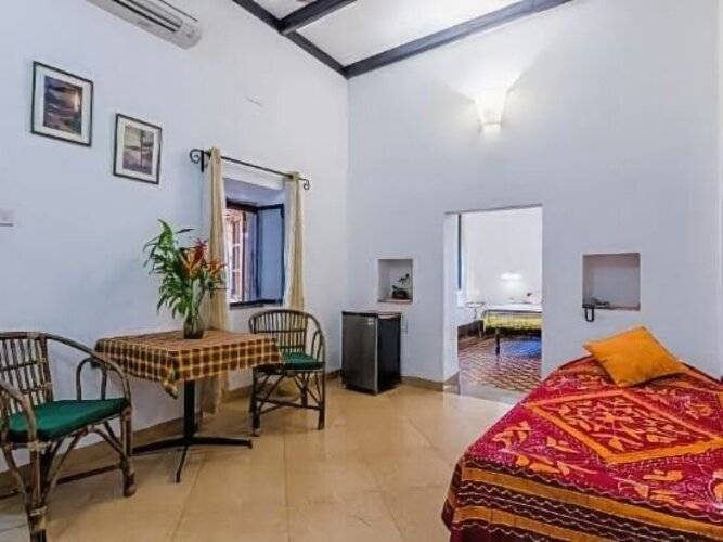 Granpa's Inn Hotel Bougainvillea