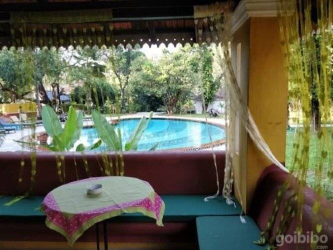 Granpa's Inn Hotel Bougainvillea