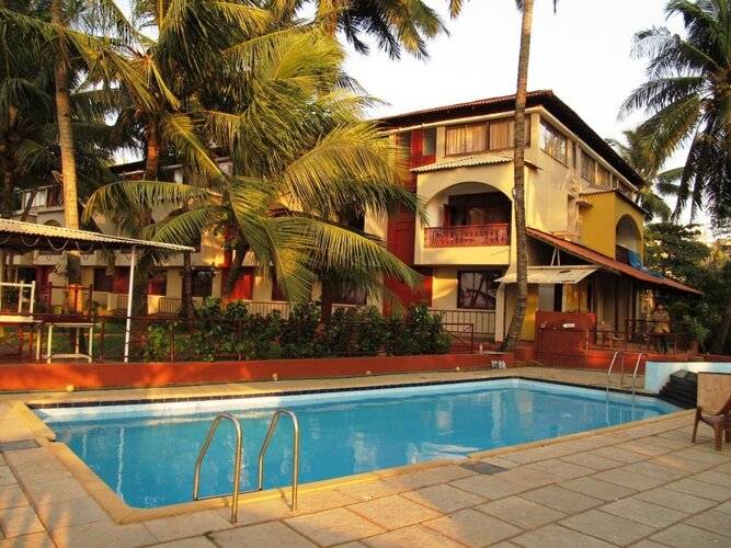 Swim Sea Beach Resort