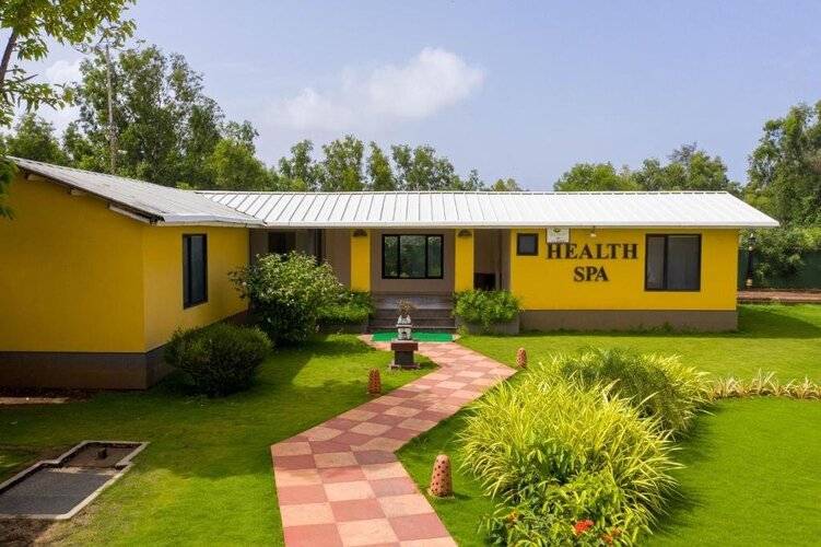 Nanu Beach Resort And Spa