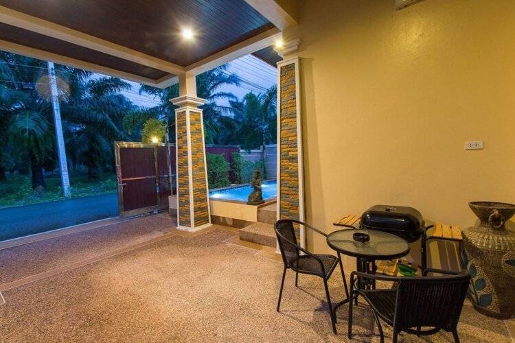 Aonang Oscar Pool Villas