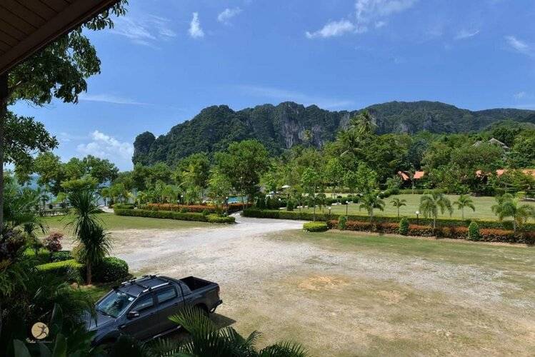 Diamond Beach Resort