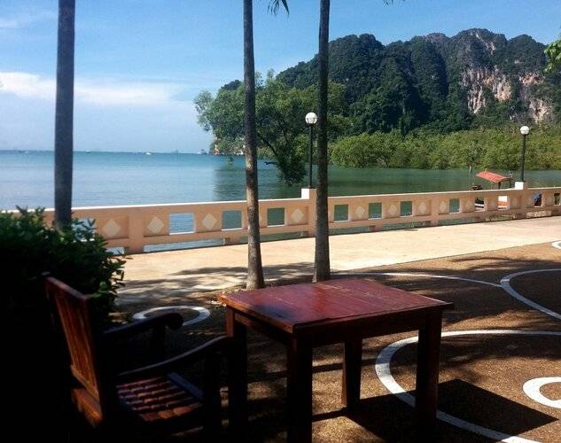 Diamond Beach Resort
