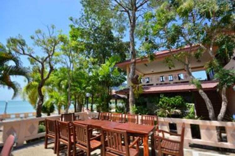 Diamond Beach Resort
