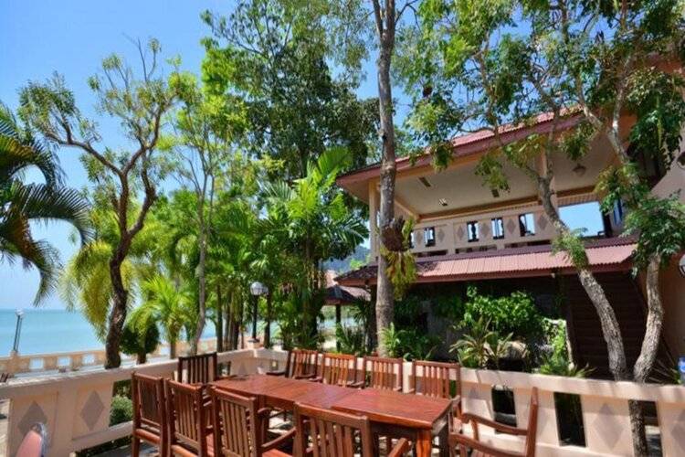 Diamond Beach Resort