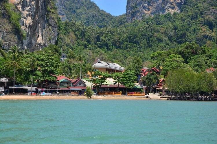 Diamond Cave Resort