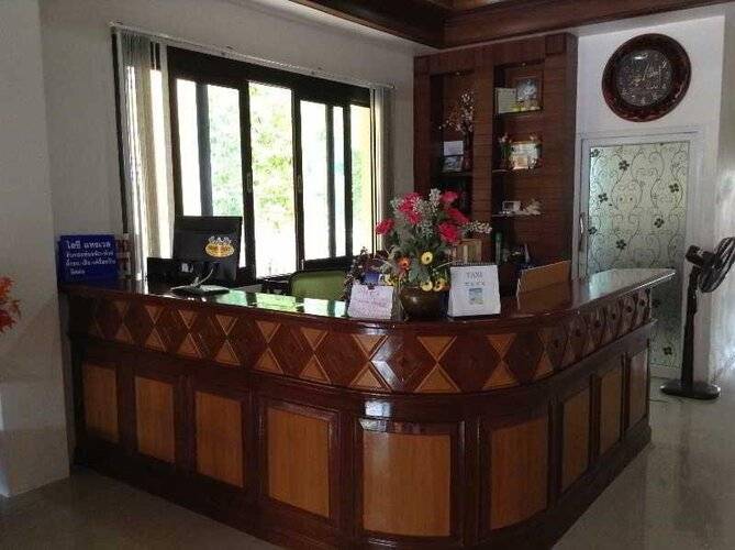 Hasna Palace