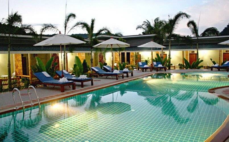 Phuvara Boutique