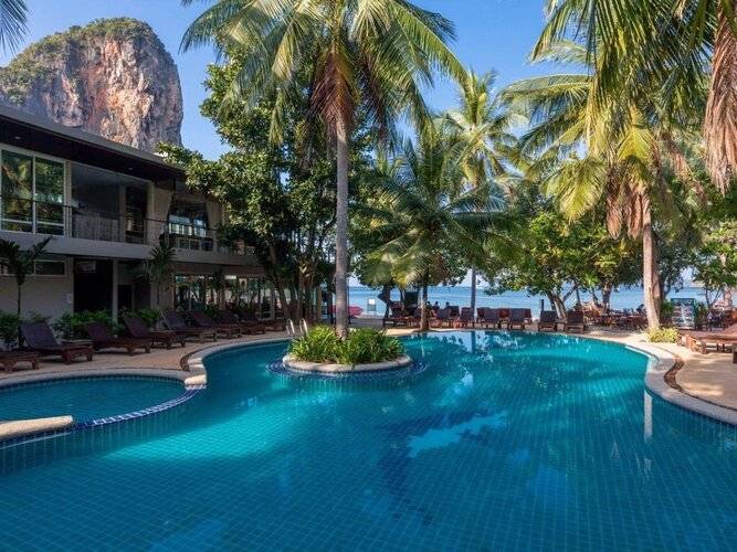Sand Sea Resort