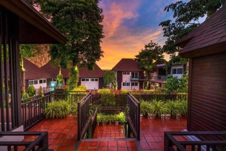 The Cliff Elegance Resort