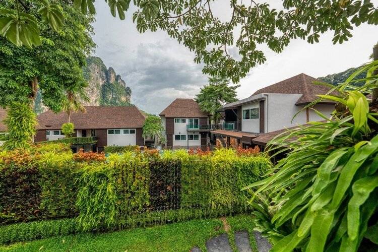 The Cliff Elegance Resort