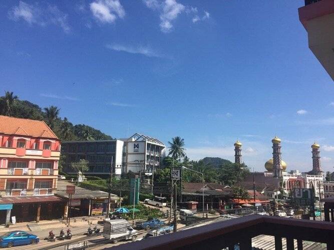 The Haleeva Aonang