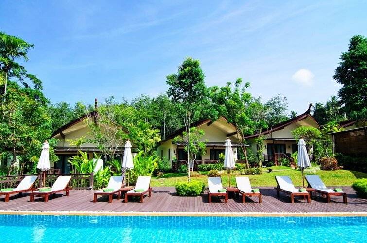 Курортный Отель Aonang Phu Petra Resort