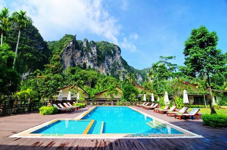 Курортный Отель Aonang Phu Petra Resort