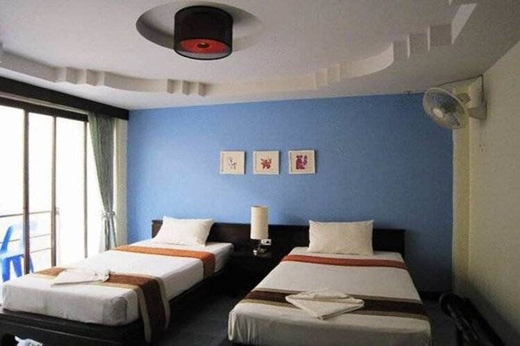 J Hotel