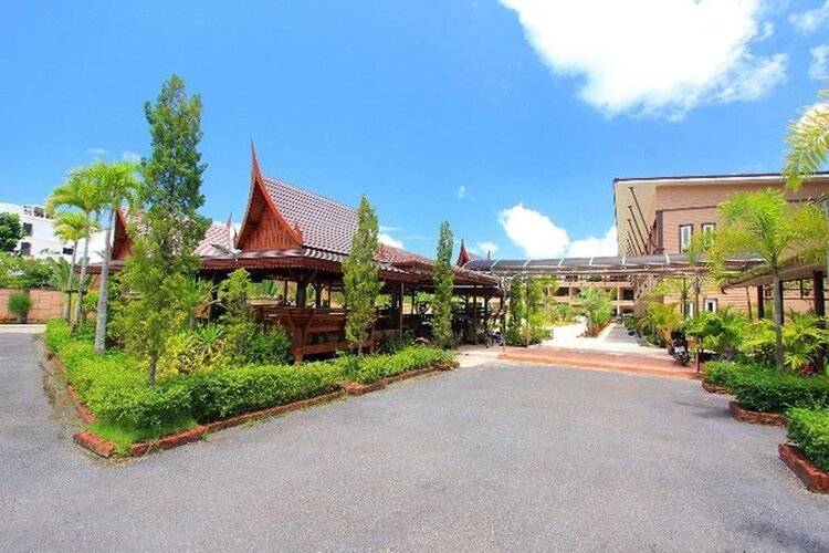 Maleedee Bay Resort