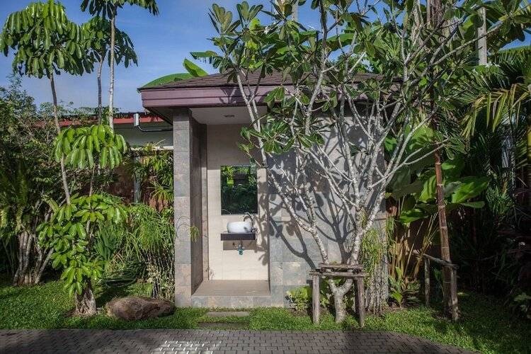Baan Pinya Executive Bungalow