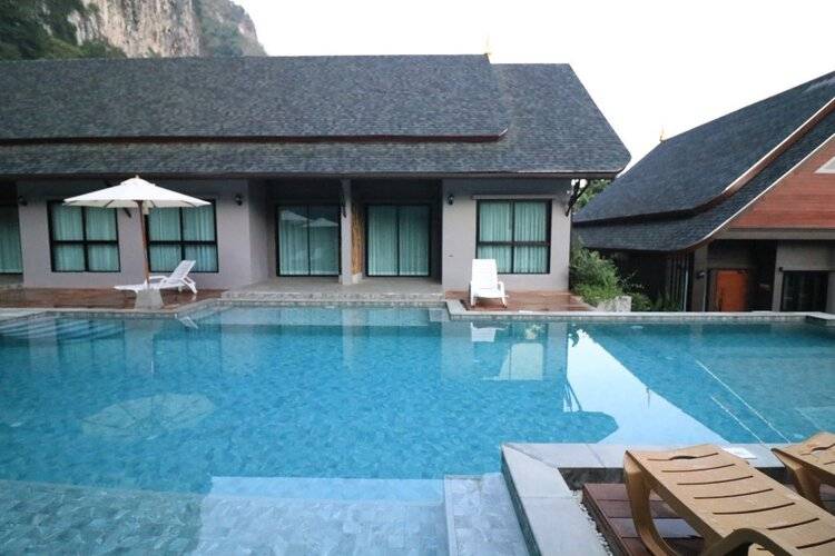 The Scene Cliff View Villas