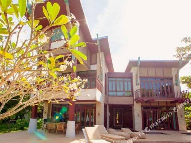 Amatapura Beach Villa 1