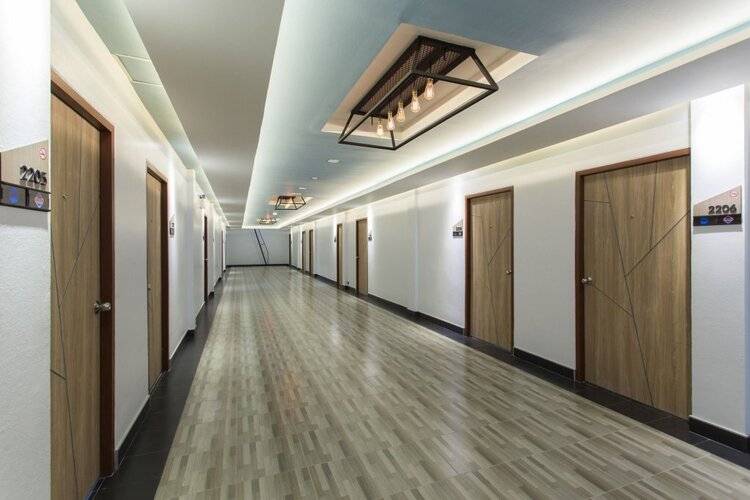 City Hotel
