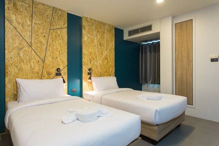 City Hotel