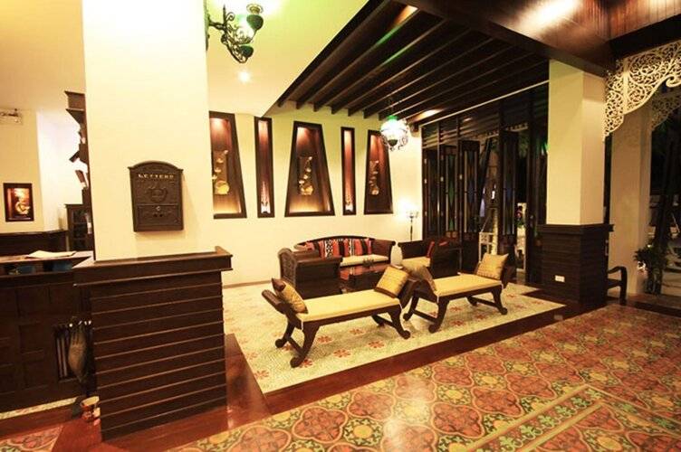 Dee Andaman Hotel