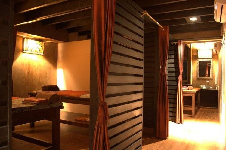 Baan Bandalay Hotel