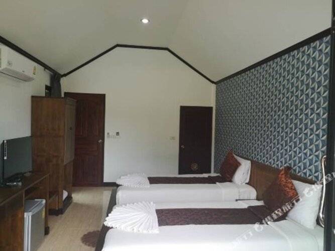 Baannai Lakeview Resort