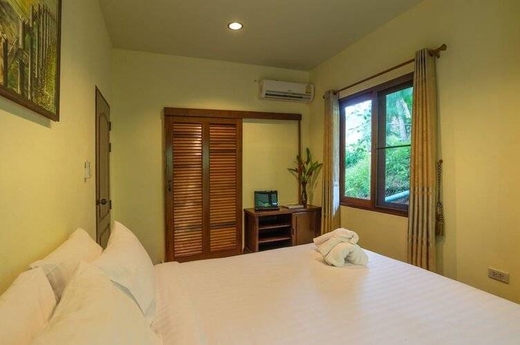 Krabi Green Hill Pool Villas