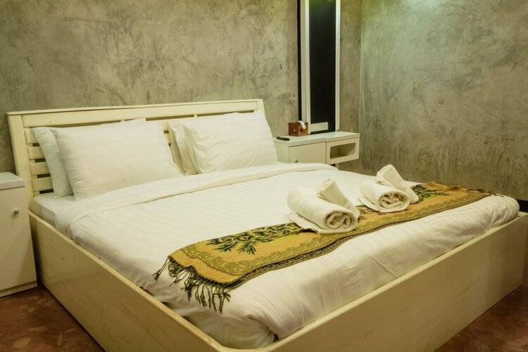 Riverpool Resort